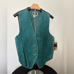 NEW W TAGS: Vintage Genuine Suede G-III Ladies Vest Sz Med.